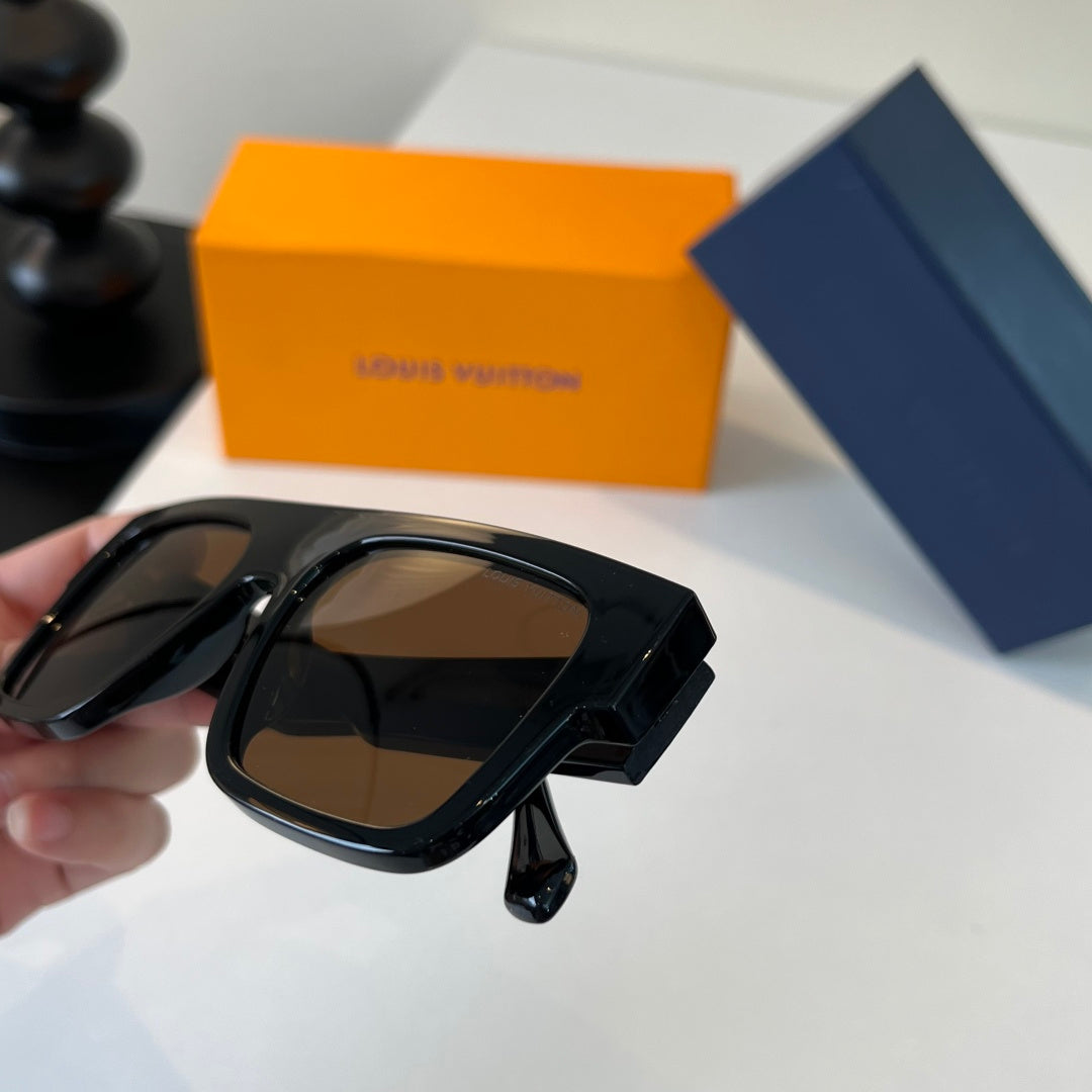 Louis Vuitton Fashion Black Lens Sunglasses for Men & Women - 414769 - detail image 6