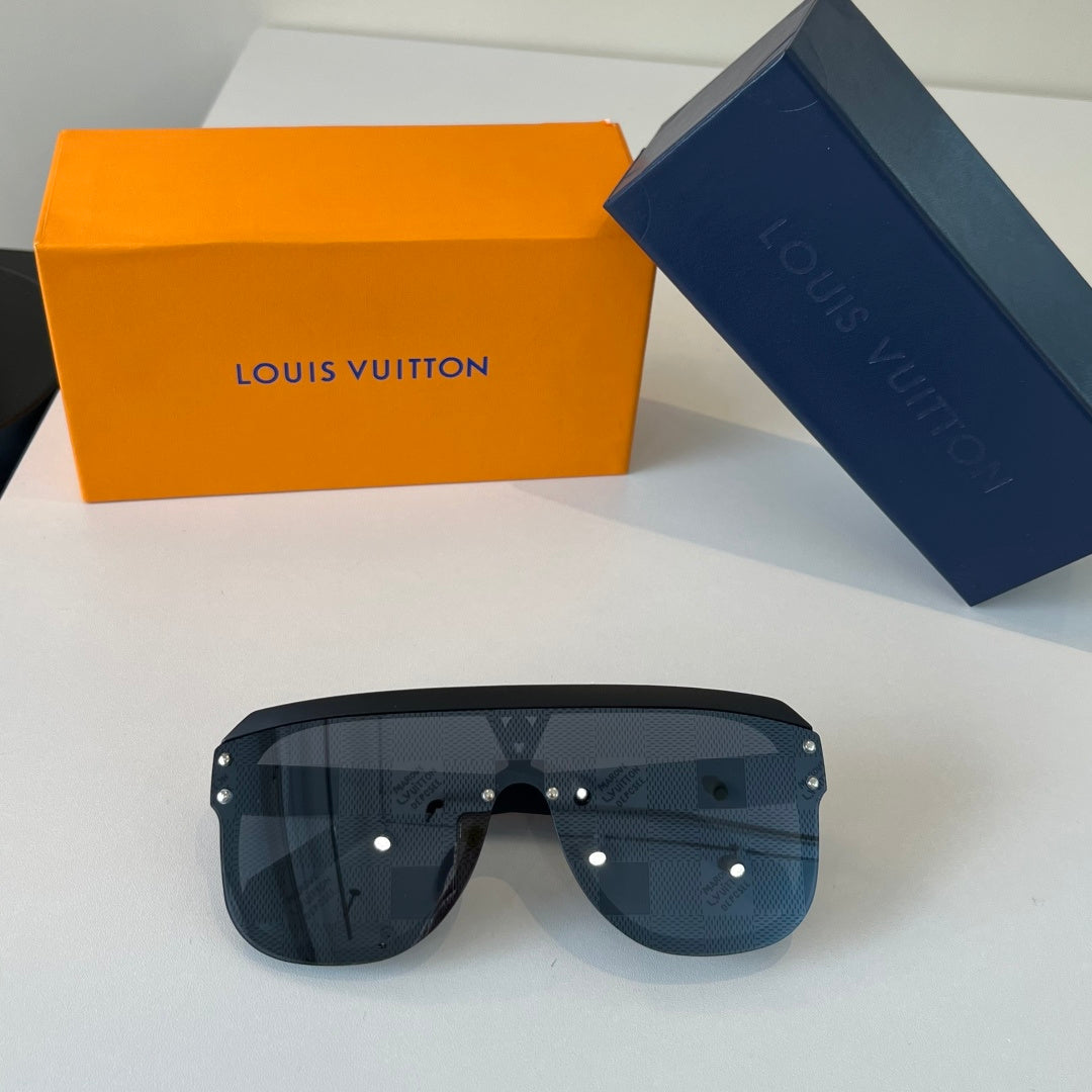 Louis Vuitton Fashion Black Lens Sunglasses for Men & Women - 381905 - detail image 4