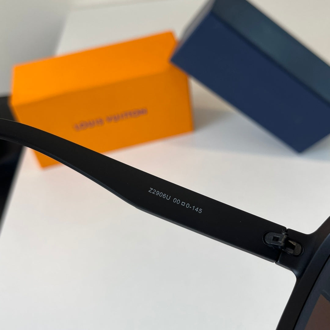 Louis Vuitton Fashion Black Lens Sunglasses for Men & Women - 381905 - detail image 9