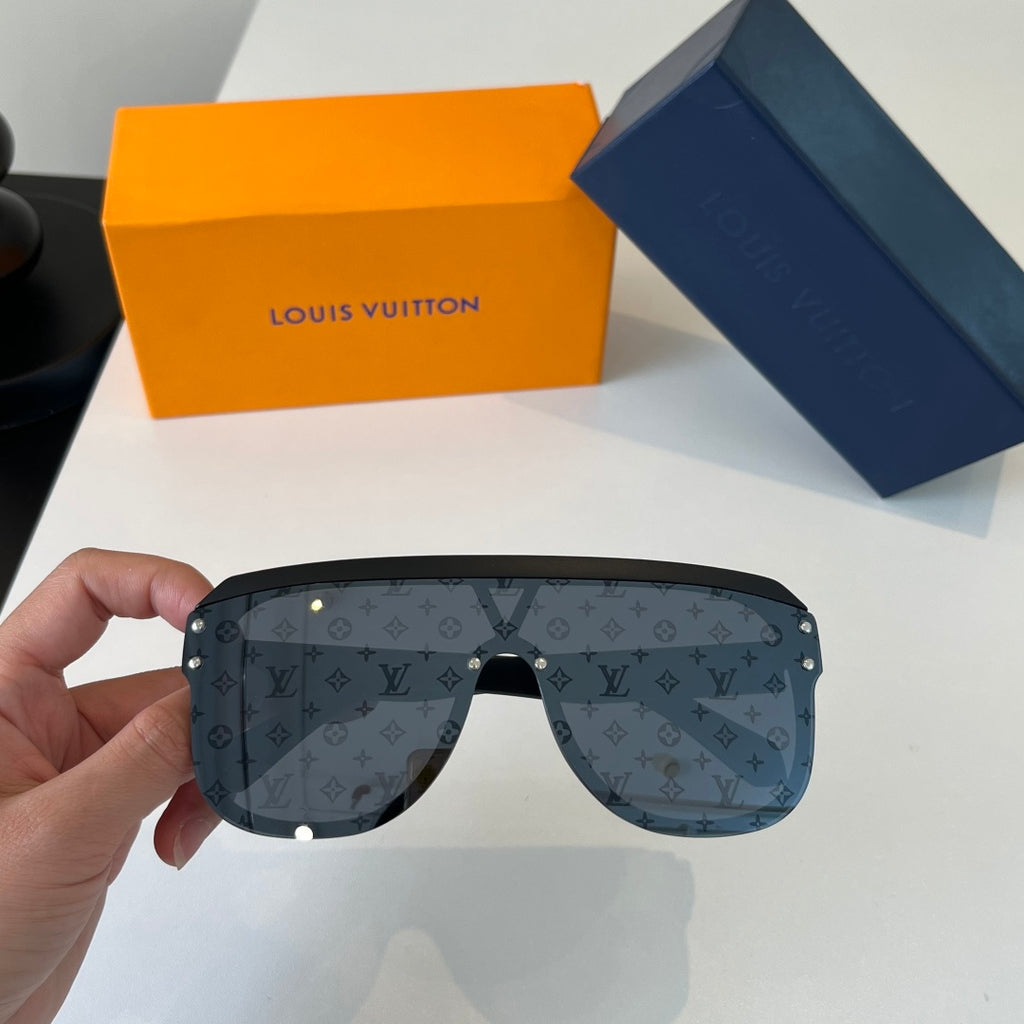 Louis Vuitton Fashion Black Lens Sunglasses for Men & Women - 381908 - detail image 5
