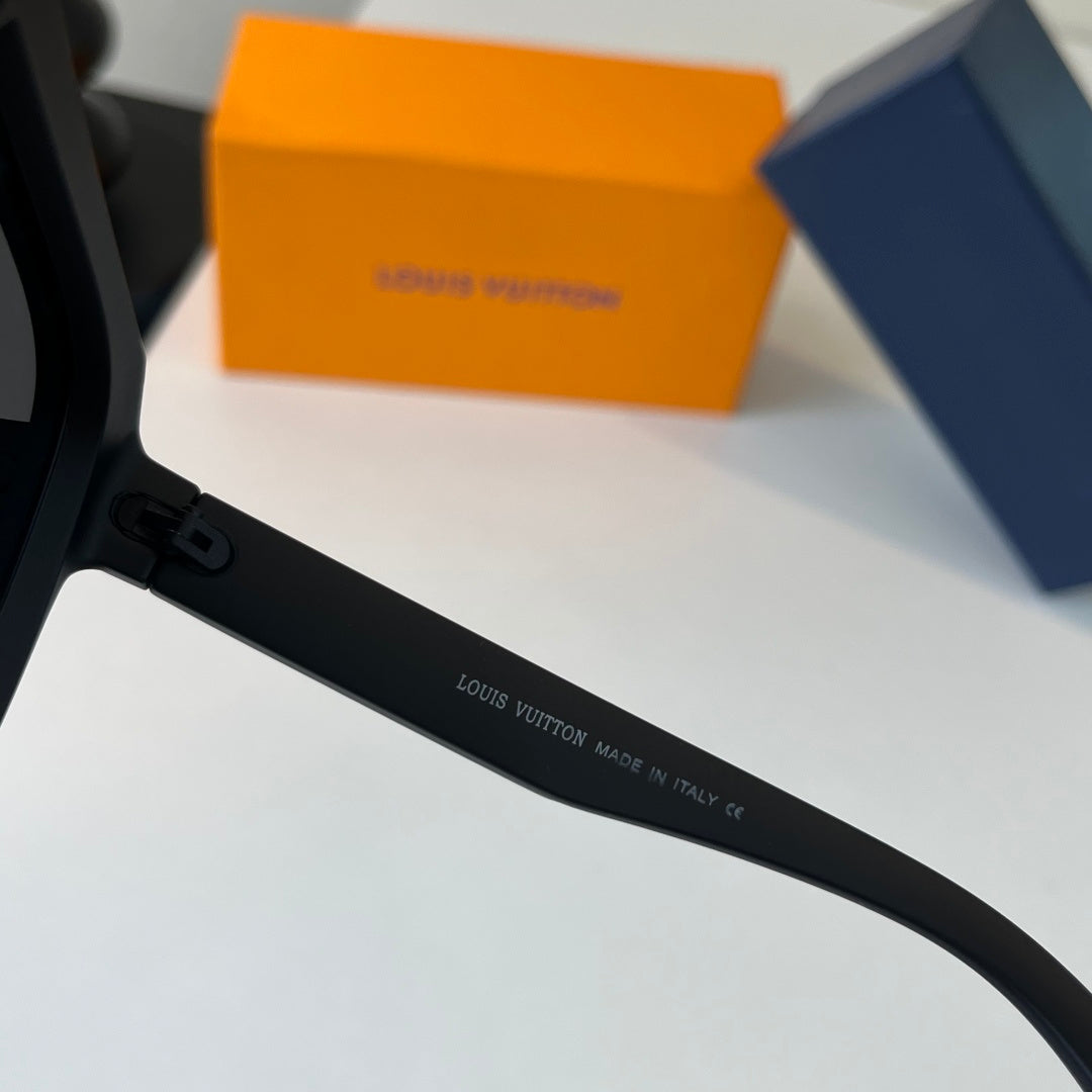 Louis Vuitton Fashion Black Lens Sunglasses for Men & Women - 414775 - detail image 10