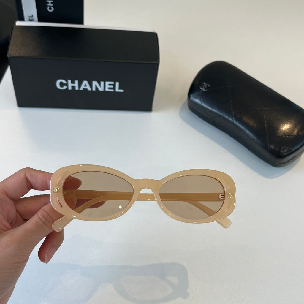 Chanel Fashion Gold Lens Sunglasses for Men & Women - 382166 - detail image 5