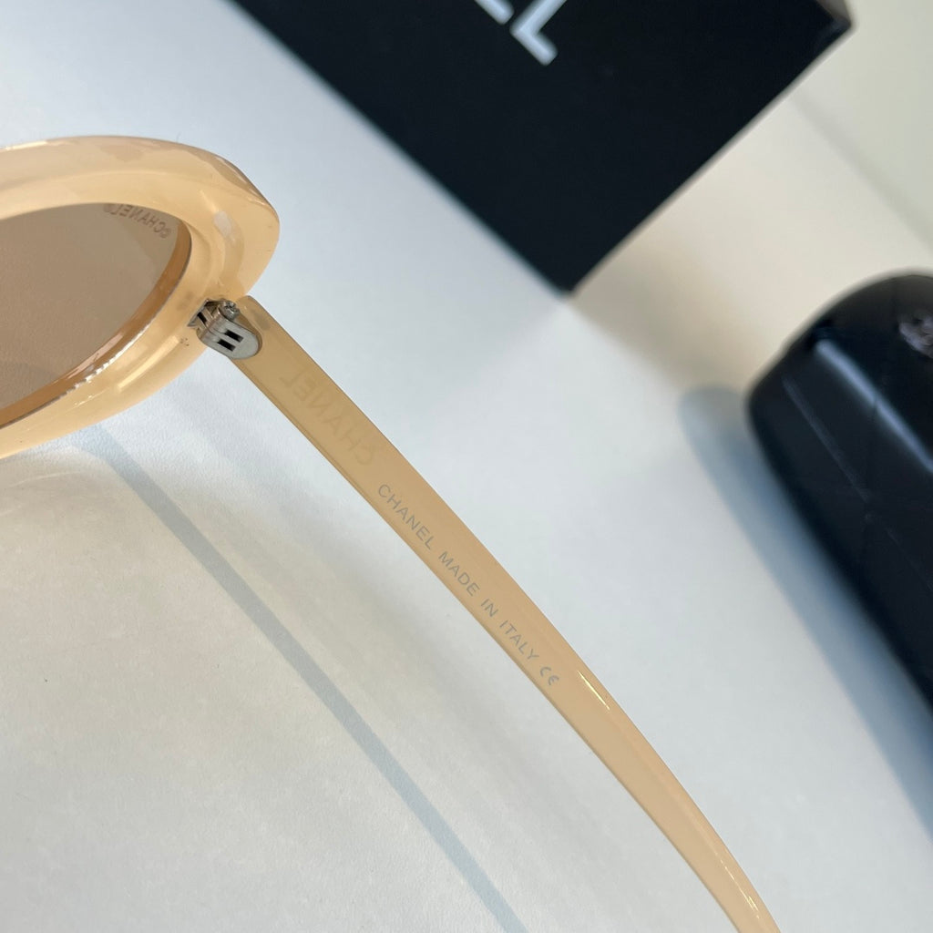 Chanel Fashion Gold Lens Sunglasses for Men & Women - 382166 - detail image 10