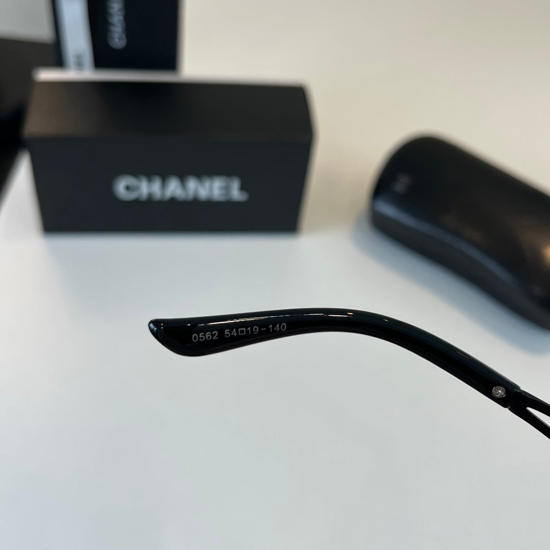 Chanel Fashion Black Lens Sunglasses for Men & Women - 415192 - detail image 7