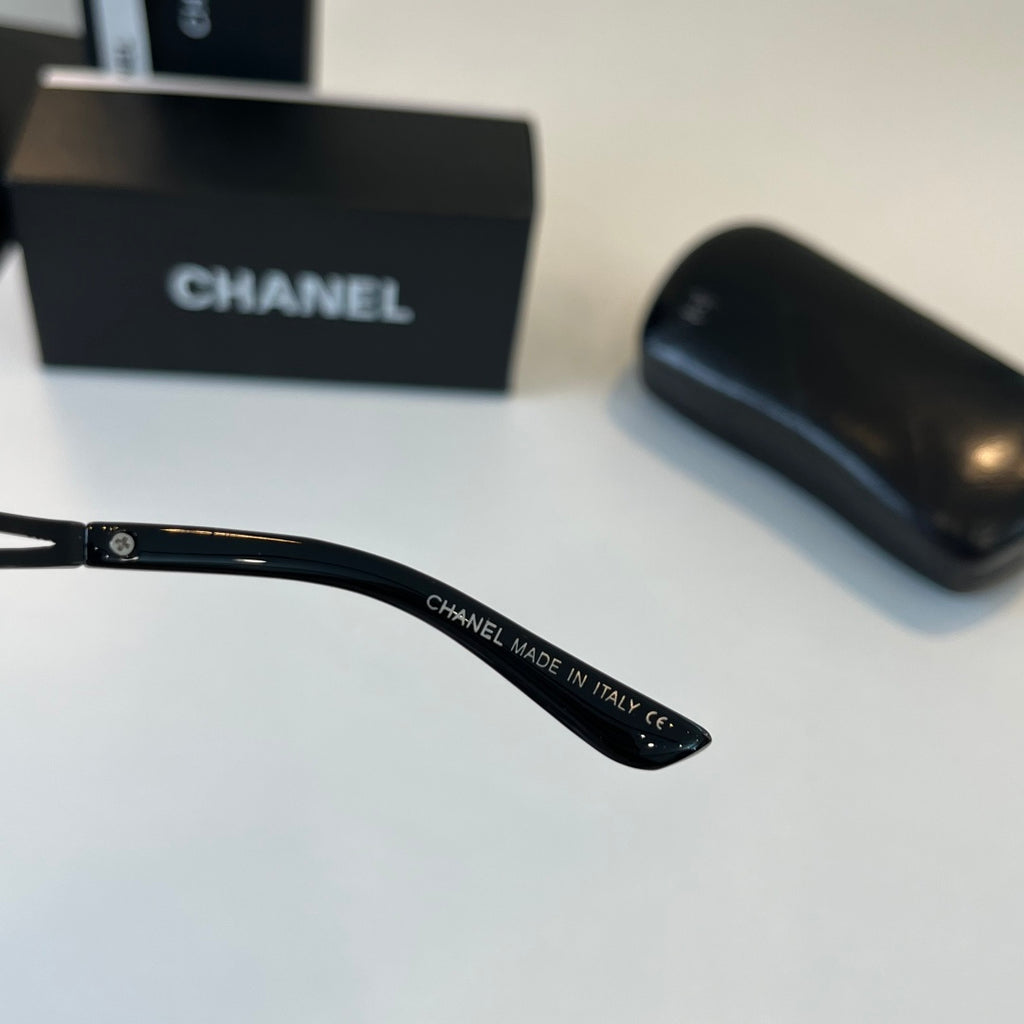 Chanel Fashion Black Lens Sunglasses for Men & Women - 382170 - detail image 8