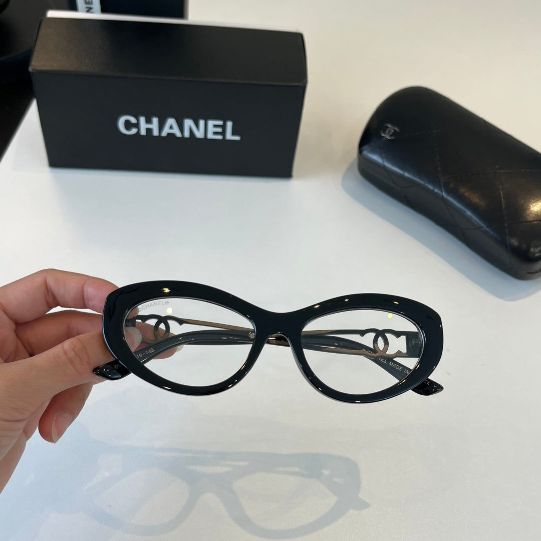 Chanel Fashion Black Lens Sunglasses for Men & Women - 382170 - detail image 4