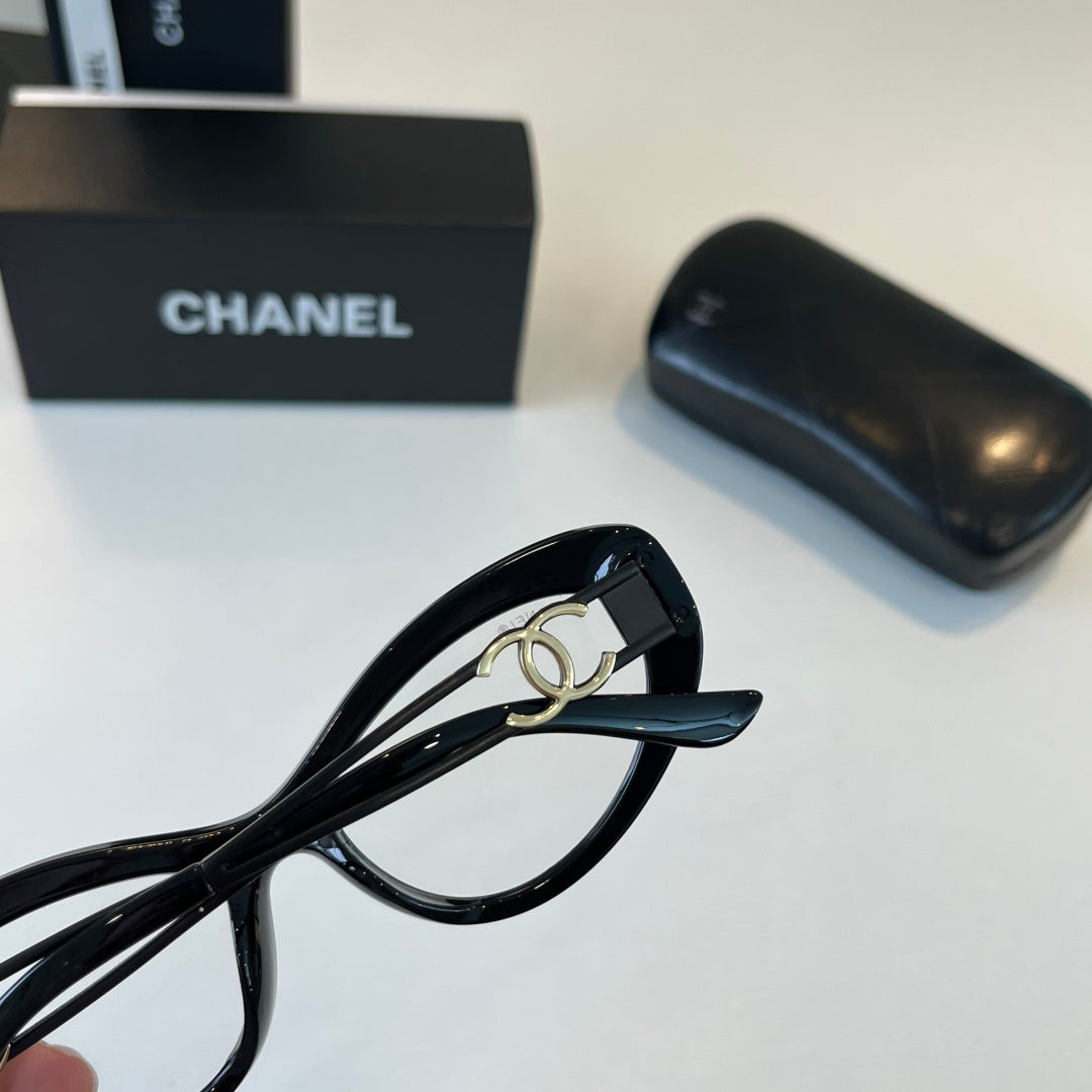 Chanel Fashion Black Lens Sunglasses for Men & Women - 415192 - detail image 5