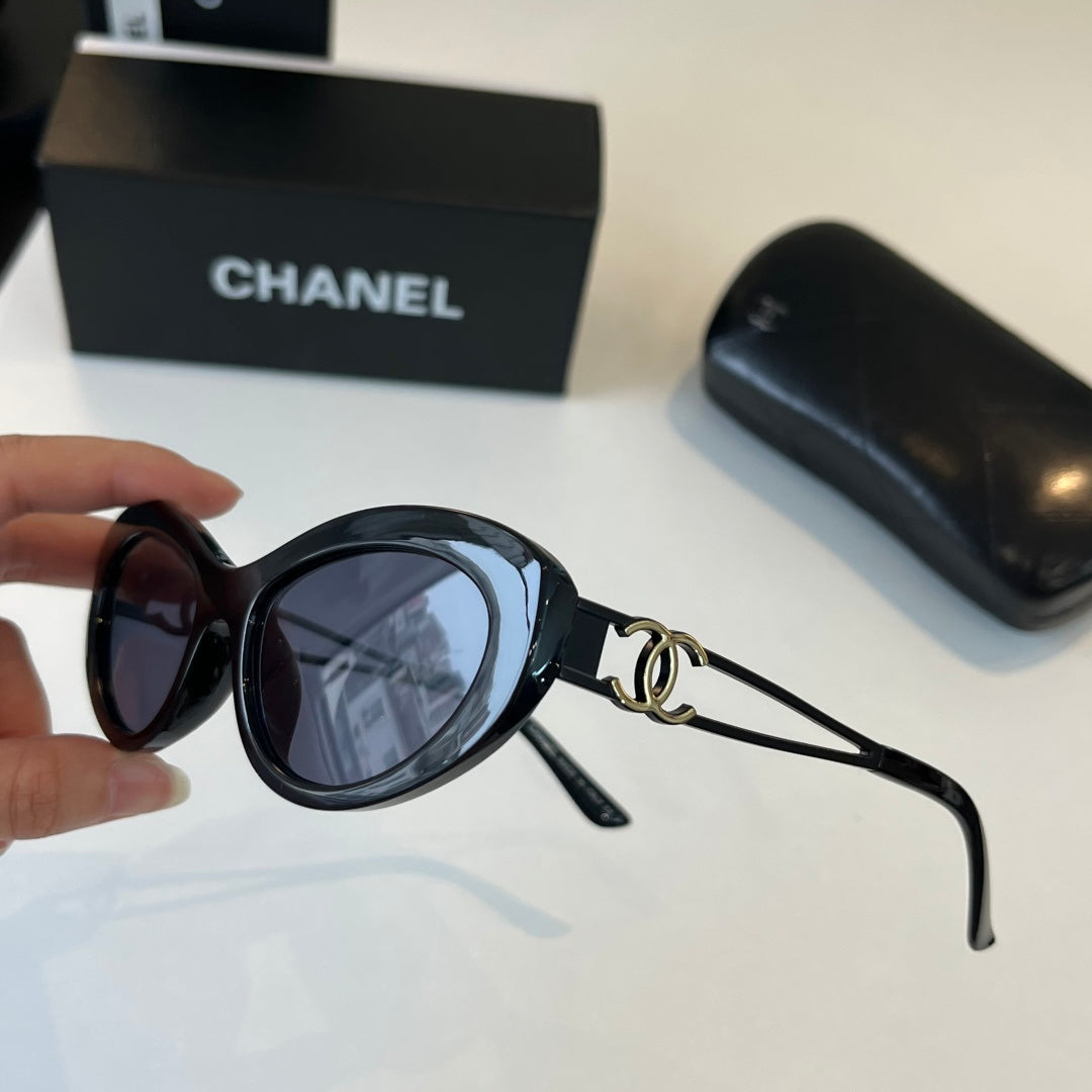 Chanel Fashion Black Lens Sunglasses for Men & Women - 415193 - detail image 4