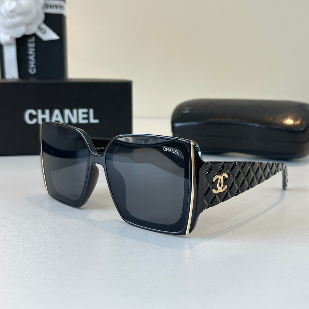 Chanel Fashion Black Lens Sunglasses for Men & Women - 382174 - detail image 3