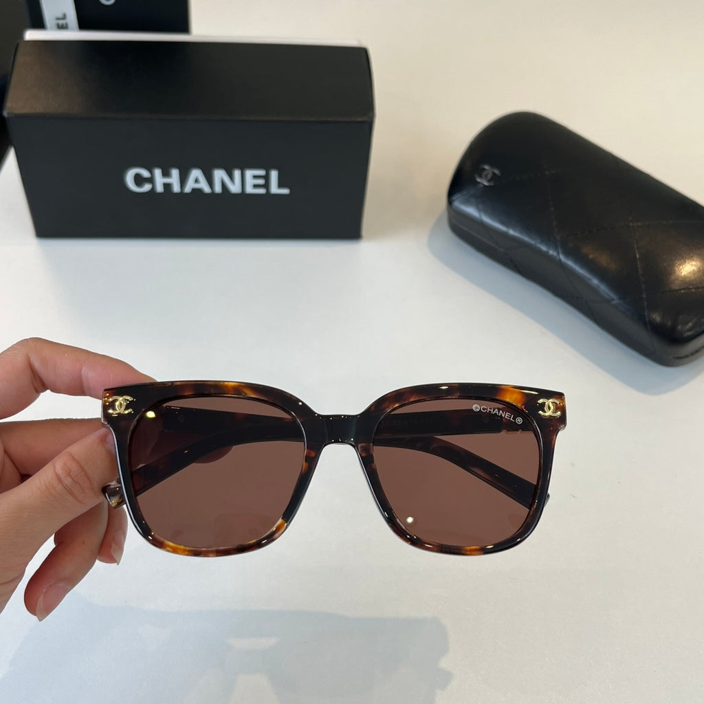 Chanel Fashion Black Lens Sunglasses for Men & Women - 415200 - detail image 5