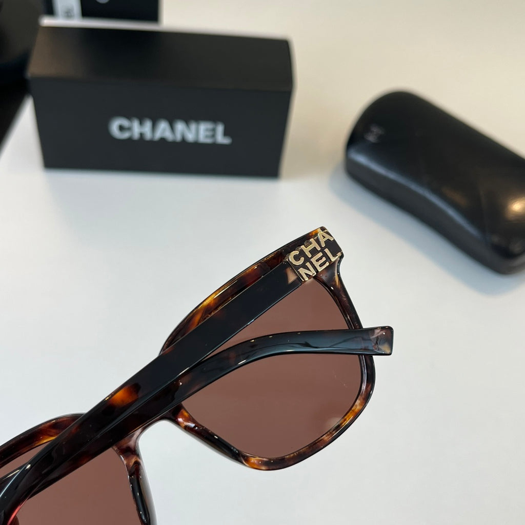 Chanel Fashion Black Lens Sunglasses for Men & Women - 382178 - detail image 7