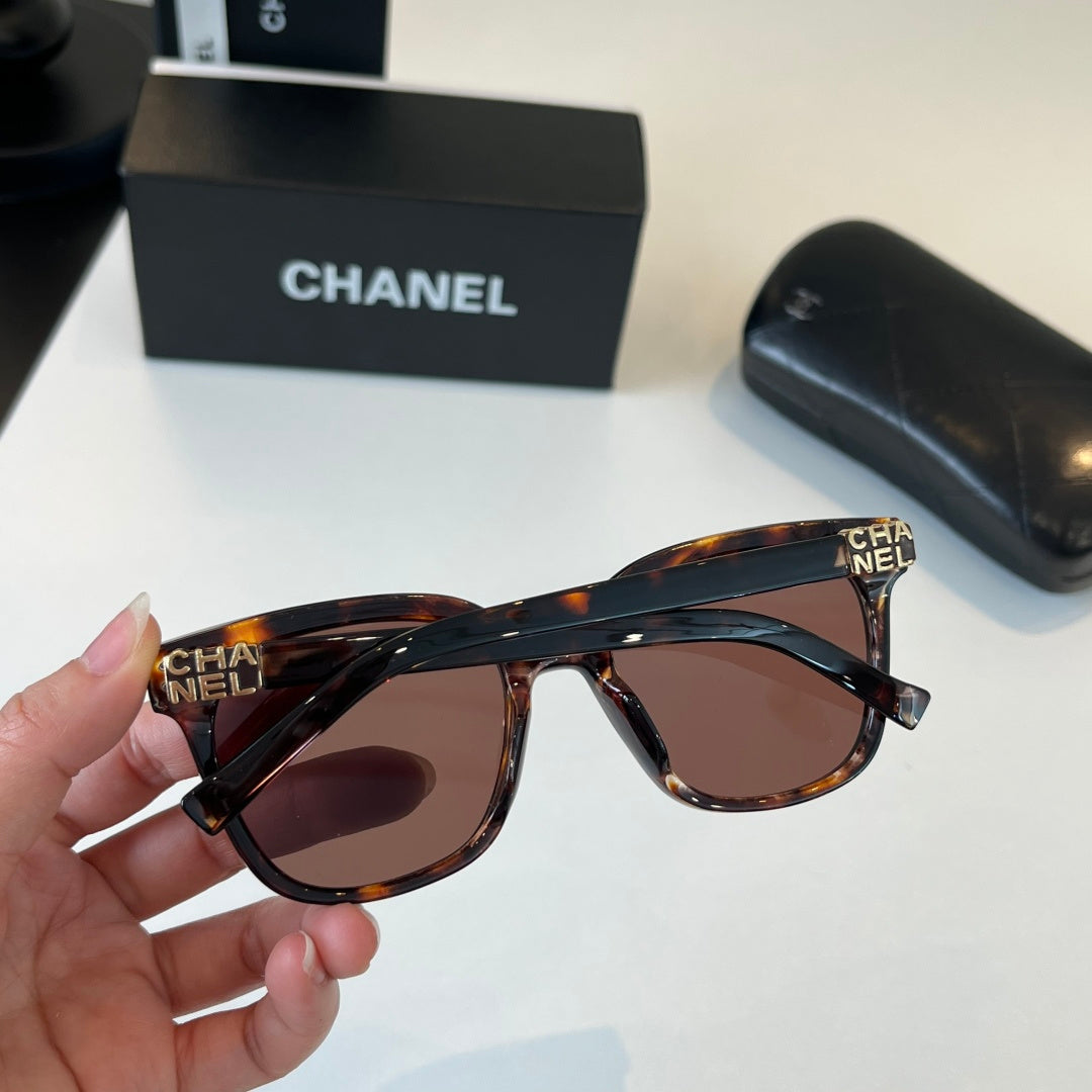 Chanel Fashion Black Lens Sunglasses for Men & Women - 358095 - detail image 8
