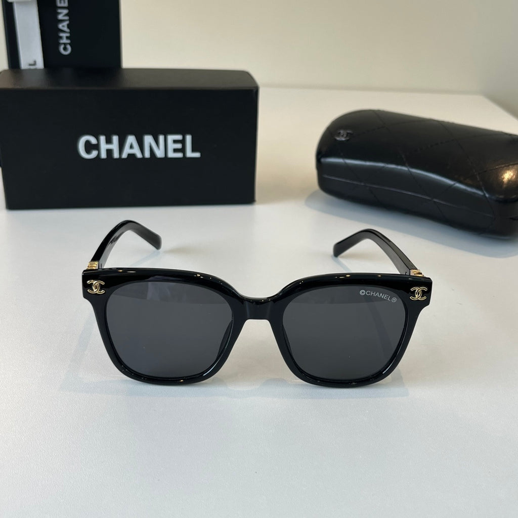 Chanel Fashion Black Lens Sunglasses for Men & Women - 382179 - detail image 2