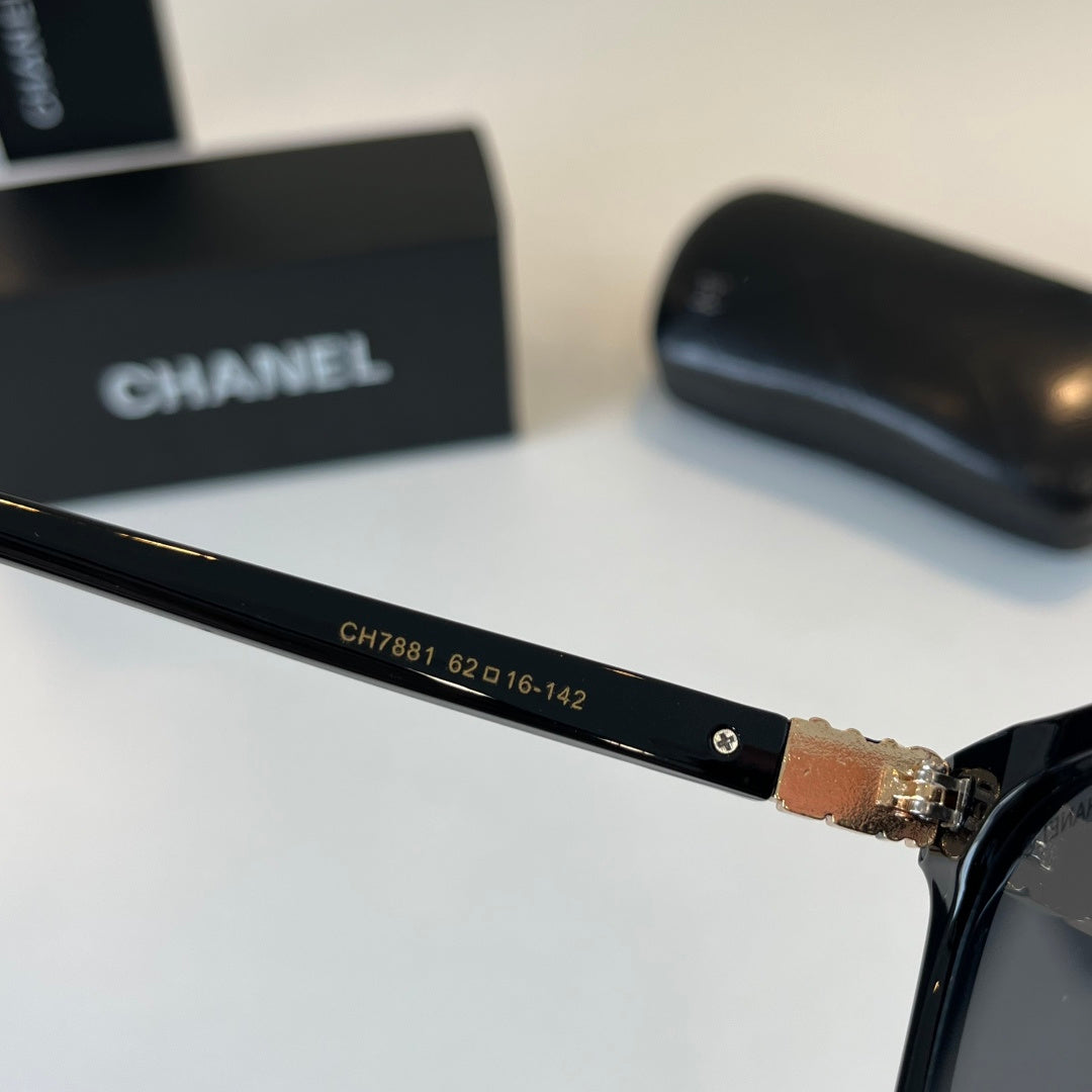 Chanel Fashion Black Lens Sunglasses for Men & Women - 382179 - detail image 9