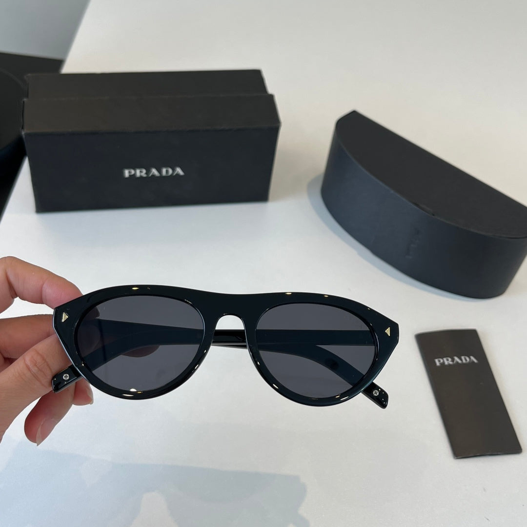 Prada Fashion Black Lens Sunglasses for Men & Women - 358347 - detail image 5