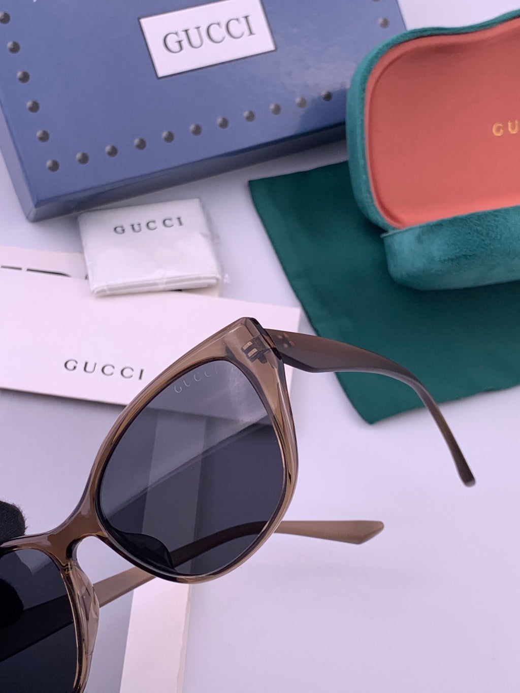 Chanel CH9787 Polarized Oversized Black Lens Sunglasses for Men & Women - detail image 5
