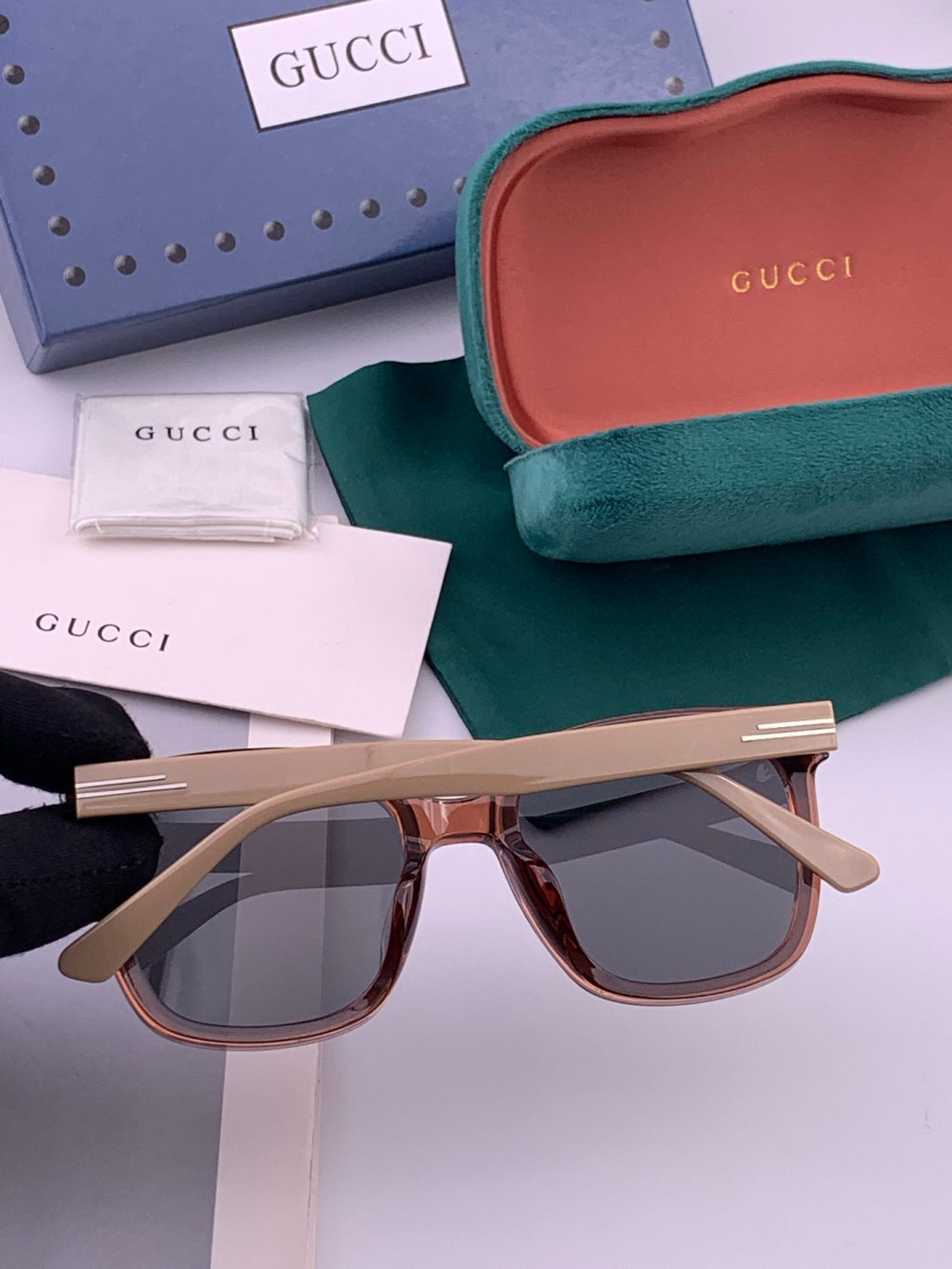Gucci G07711 Round Black Lens Sunglasses for Men & Women - 357911 - detail image 5