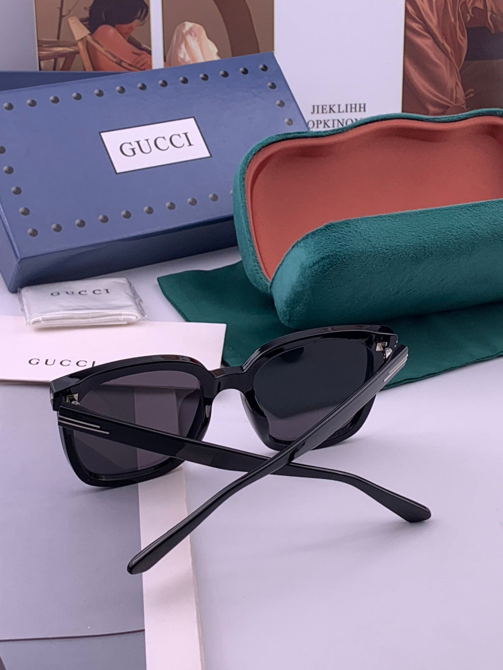 Gucci G07711 Round Black Lens Sunglasses for Men & Women - 357912 - detail image 6