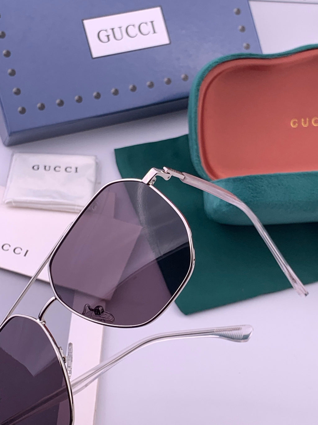Gucci G4202 Polarized Aviator Orange Lens Sunglasses for Men & Women - 357923 - detail image 4