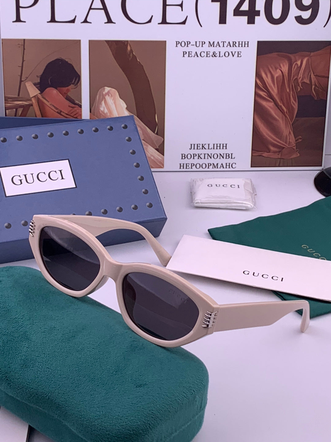 Gucci G0111 Polarized Square Black Lens Sunglasses for Women - detail image 2