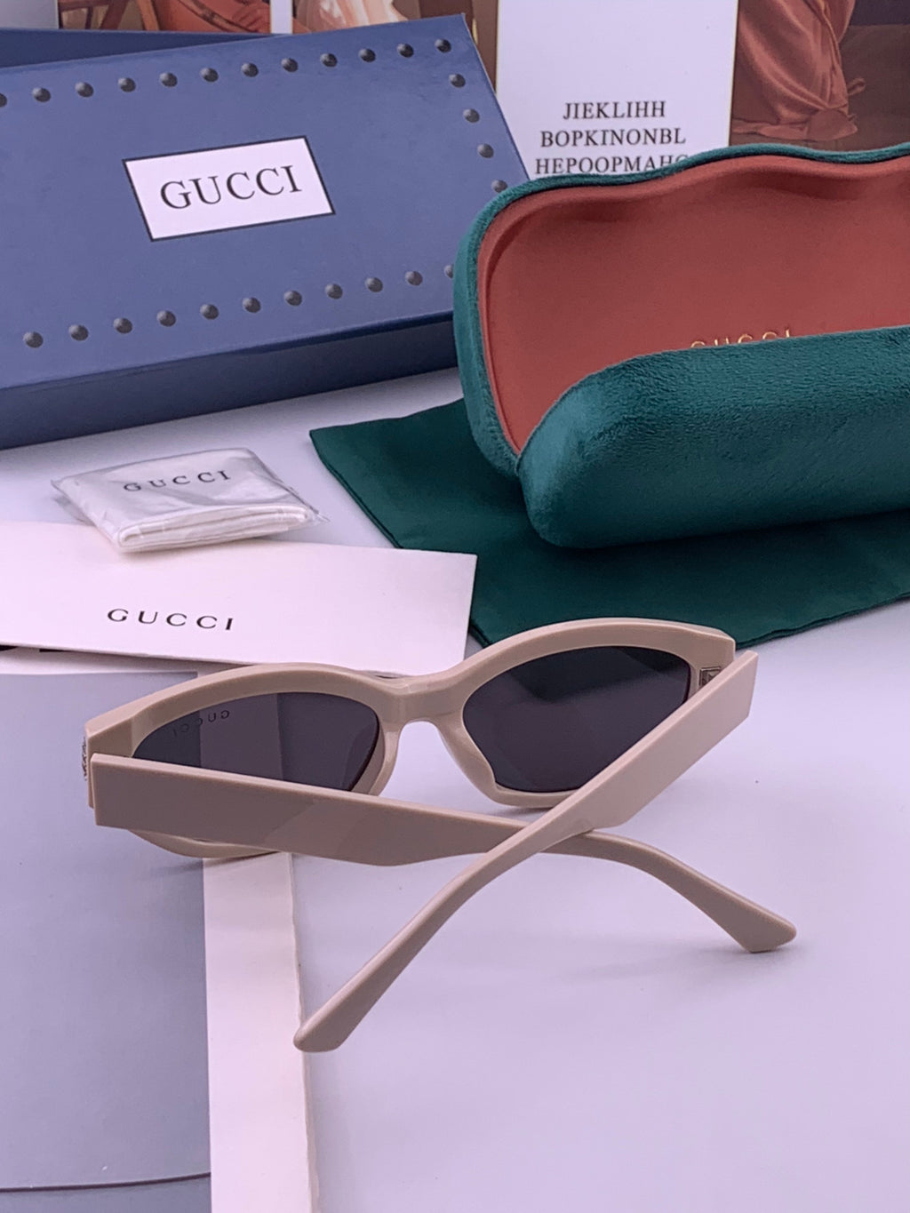 Gucci G0111 Polarized Square Black Lens Sunglasses for Women - detail image 4