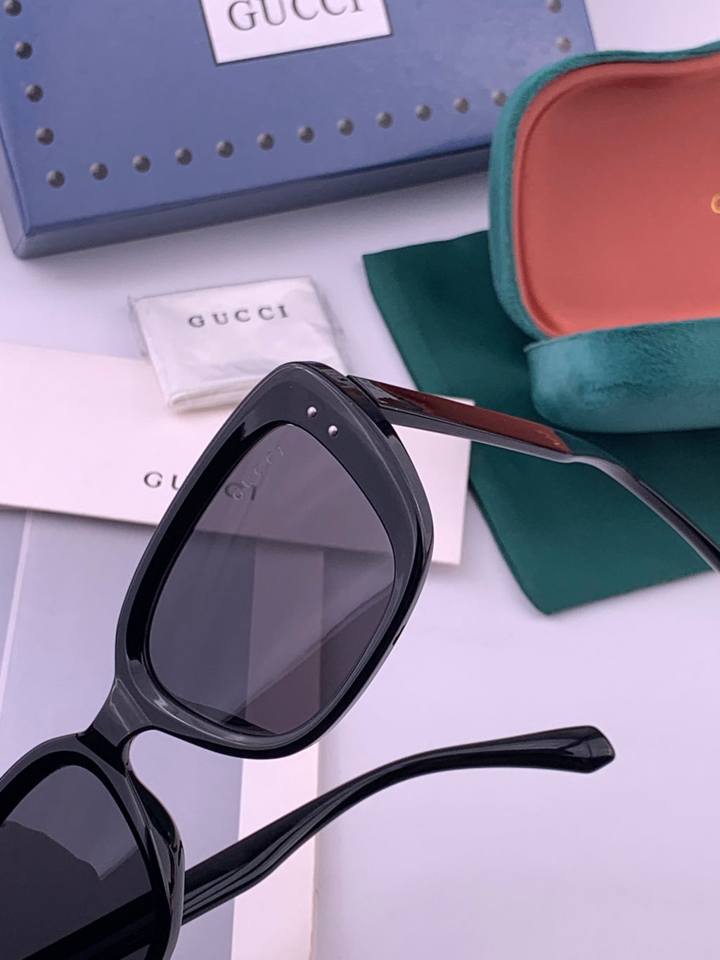 Gucci G5906 Polarized Square Black Lens Sunglasses for Men & Women - 357893 - detail image 3