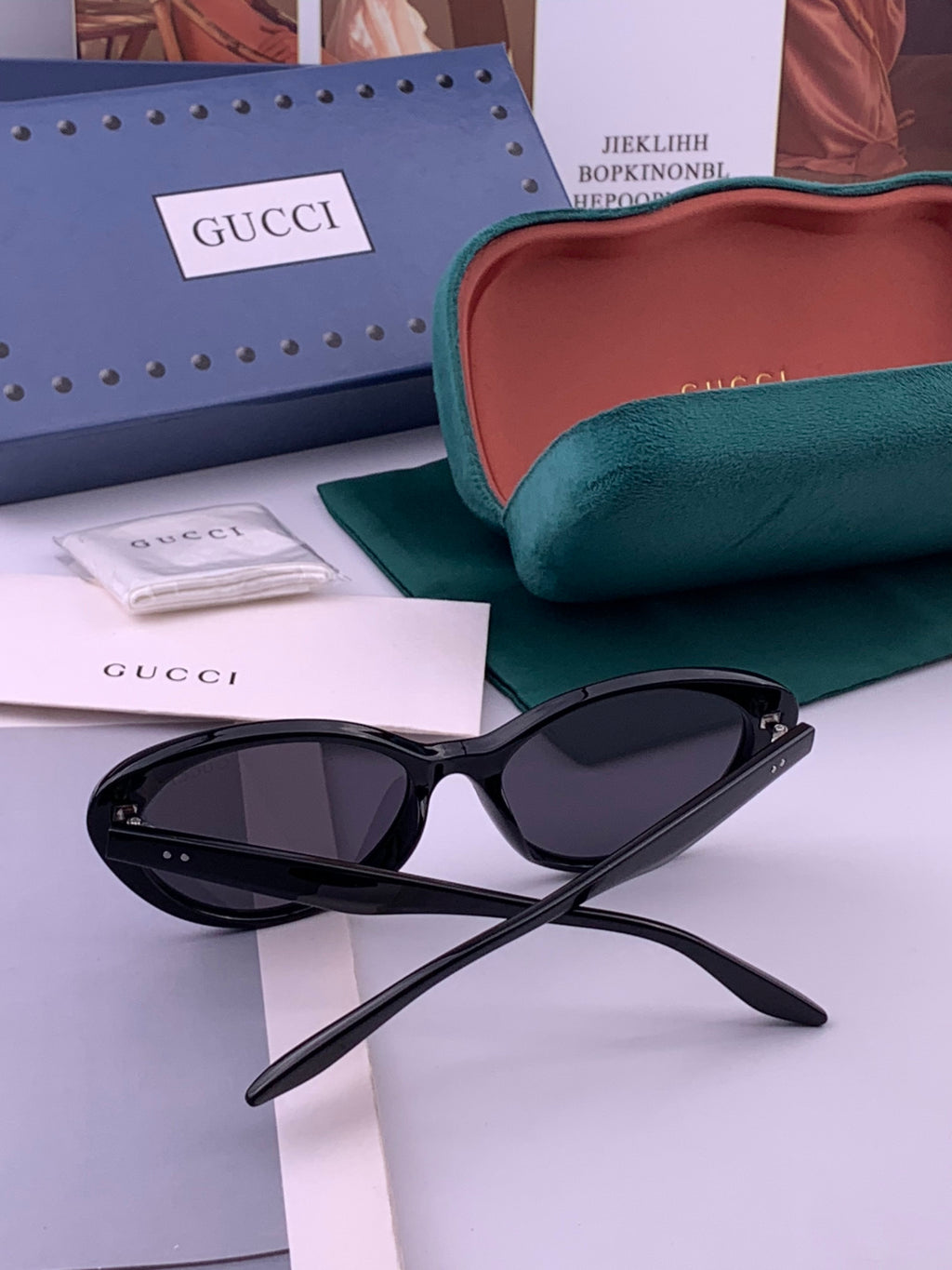 Gucci G65504 Polarized Fashion Black Lens Sunglasses for Men & Women - 357895 - detail image 4