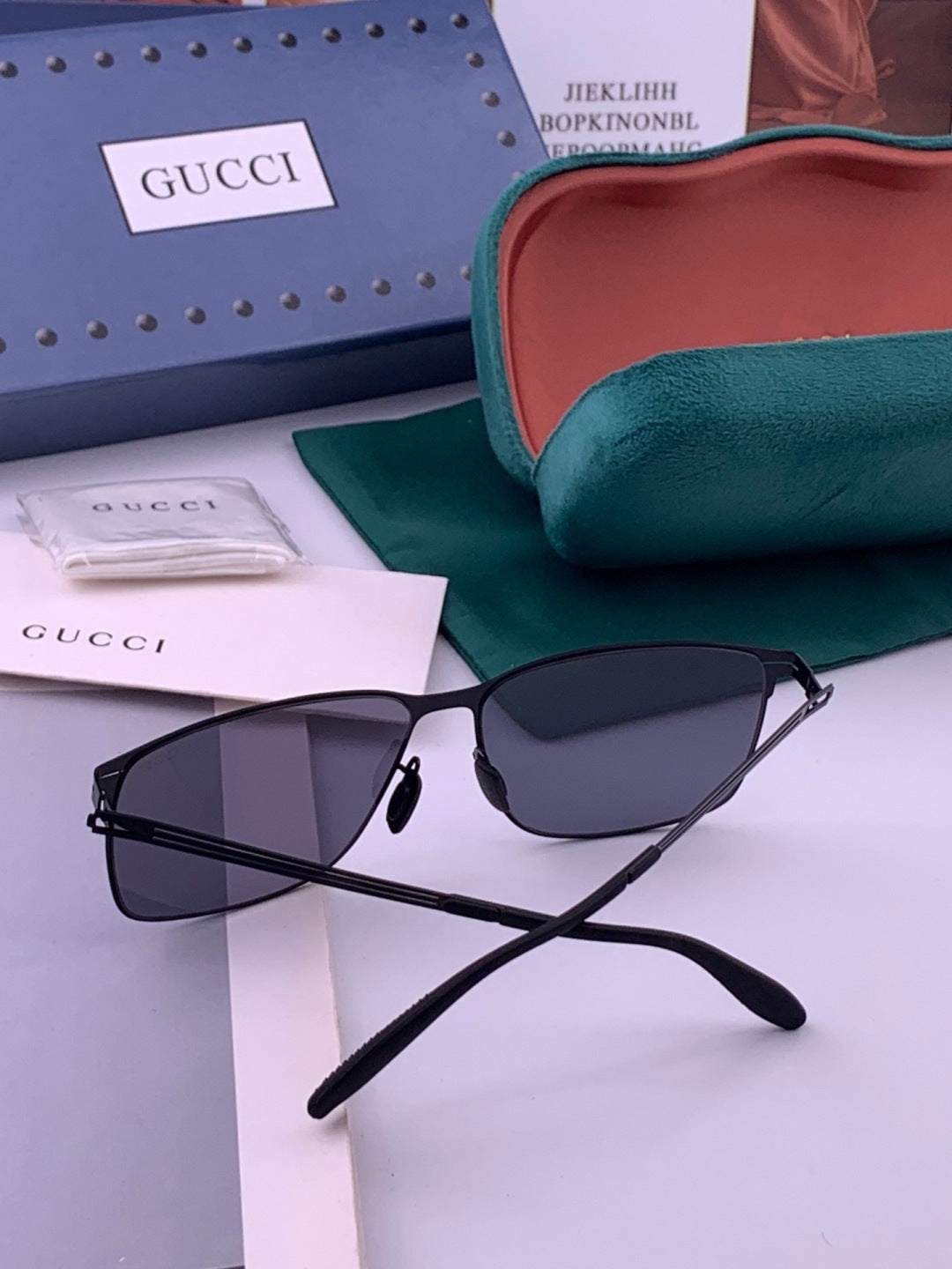 Gucci G7710 Fashion Gold Lens Sunglasses for Men & Women - 357901 - detail image 3