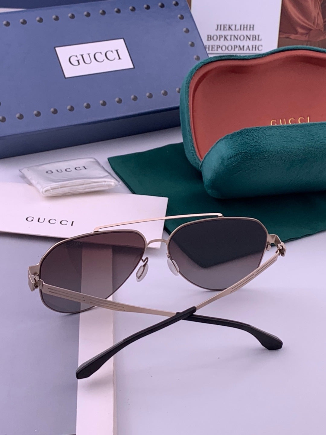 Gucci G5809 Polarized Fashion Gold Lens Sunglasses for Men & Women - 357903 - detail image 5