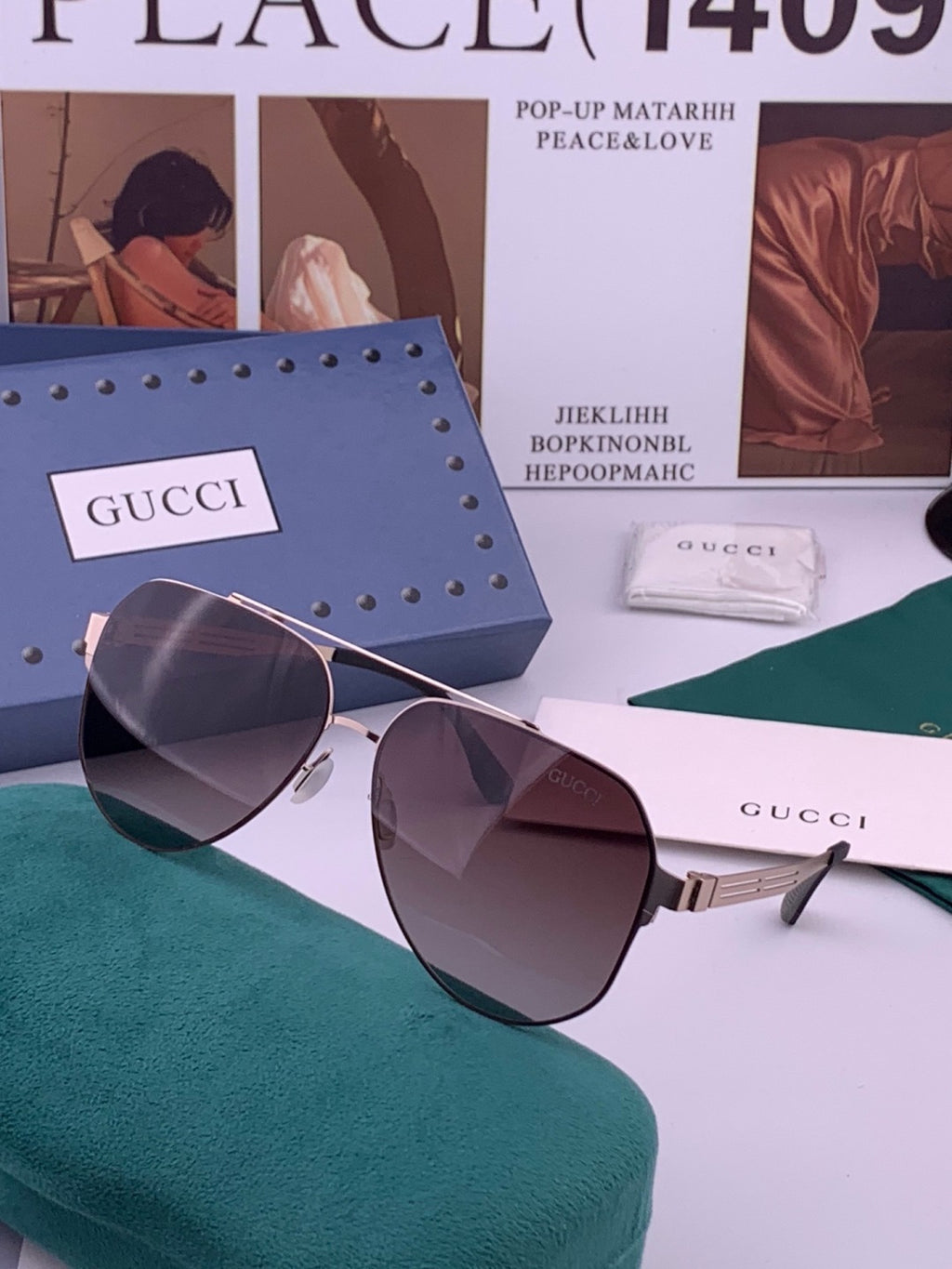 Gucci G5809 Polarized Fashion Gold Lens Sunglasses for Men & Women - 357903 - detail image 2