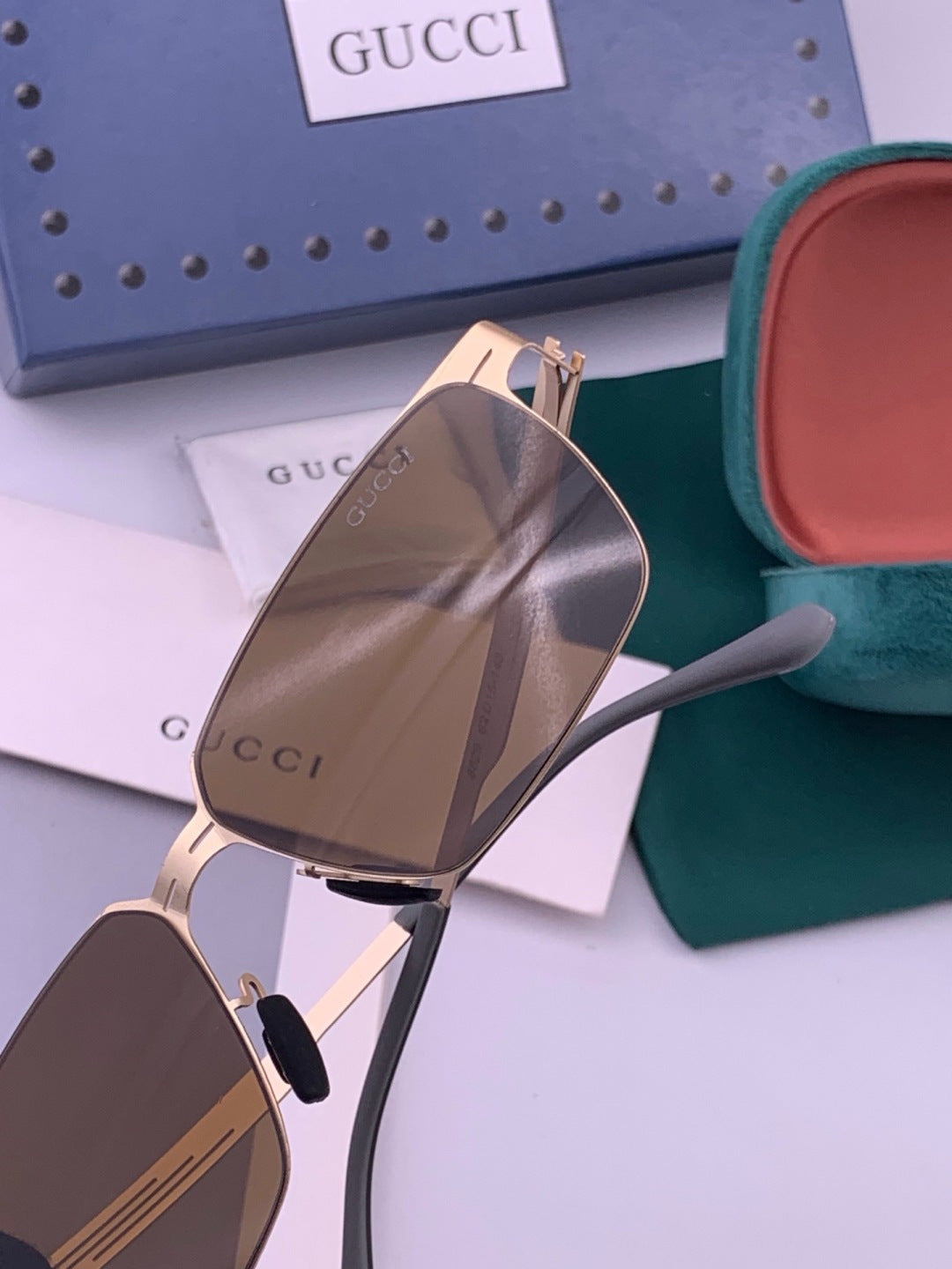 Gucci G9882 Polarized Fashion Gold Lens Sunglasses for Men & Women - 357905 - detail image 4