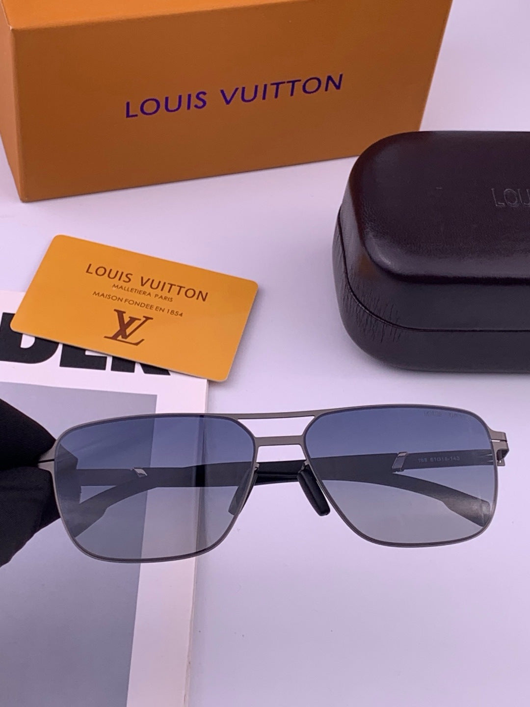 Louis Vuitton L816 Fashion Gold Lens Sunglasses for Men & Women - 357738