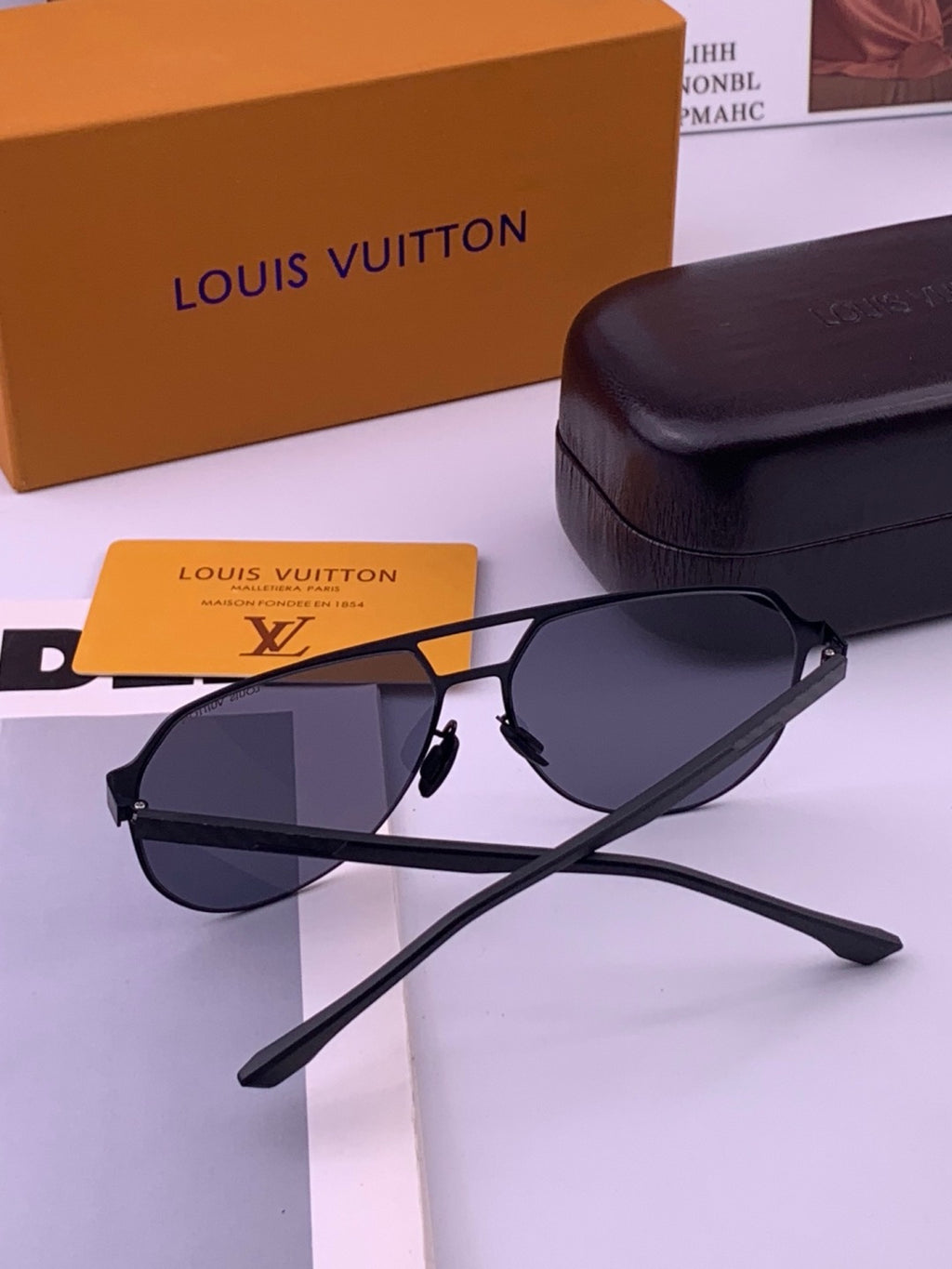 Louis Vuitton L315 Fashion Gold Lens Sunglasses for Men & Women - 357712 - detail image 6