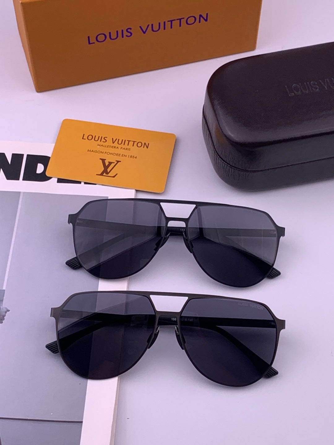 Louis Vuitton L315 Fashion Gold Lens Sunglasses for Men & Women - 357713 - detail image 7