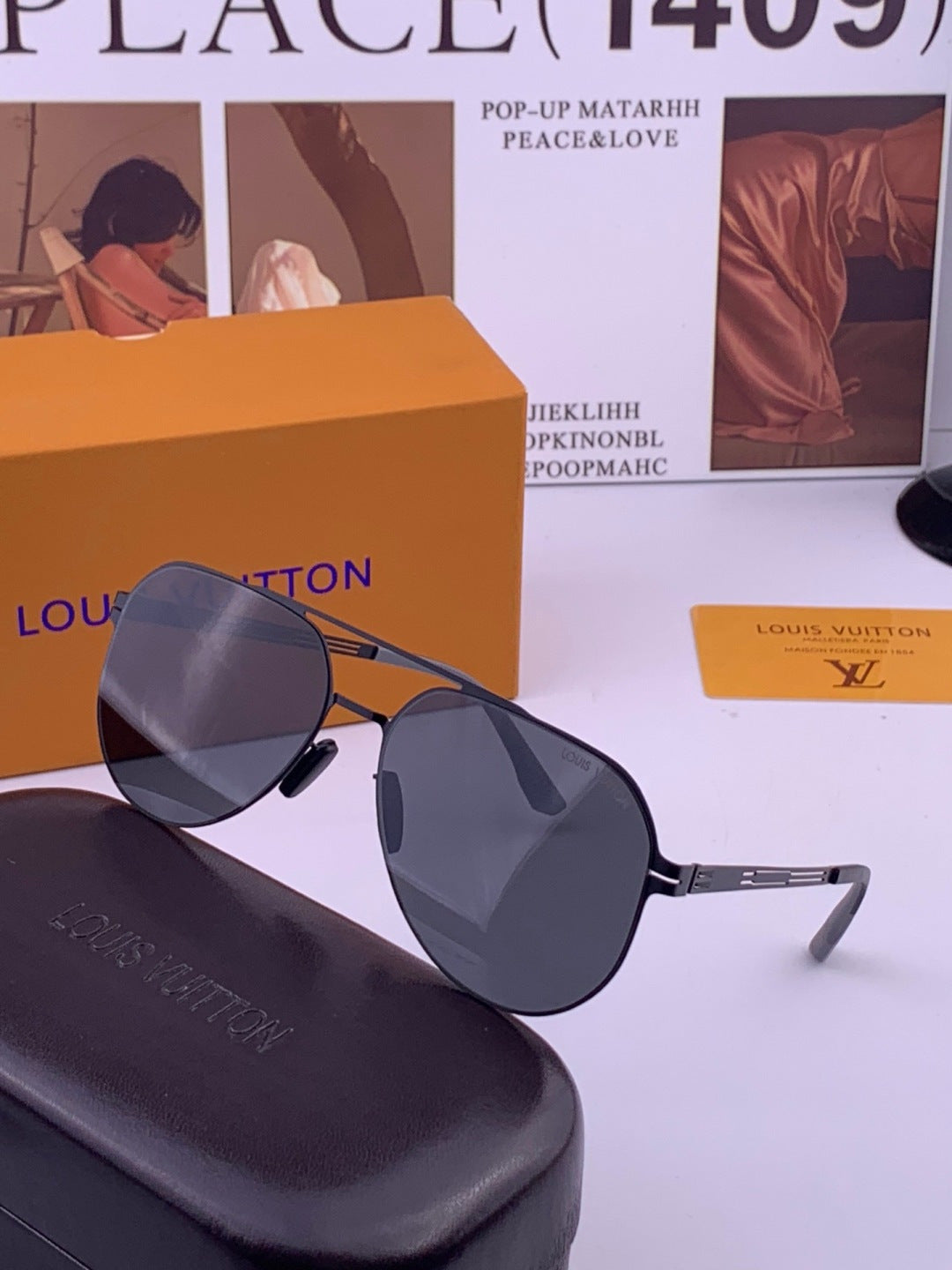 Louis Vuitton L39 Fashion Gold Lens Sunglasses for Men & Women - 357717 - detail image 2