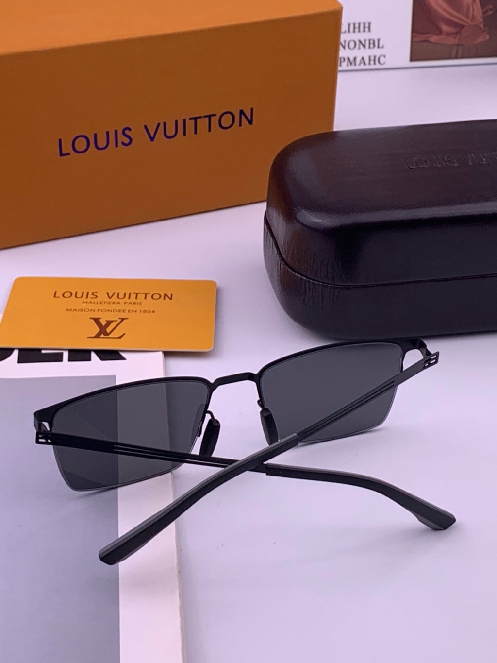 Louis Vuitton L510 Fashion Gold Lens Sunglasses for Men & Women - 357720 - detail image 6