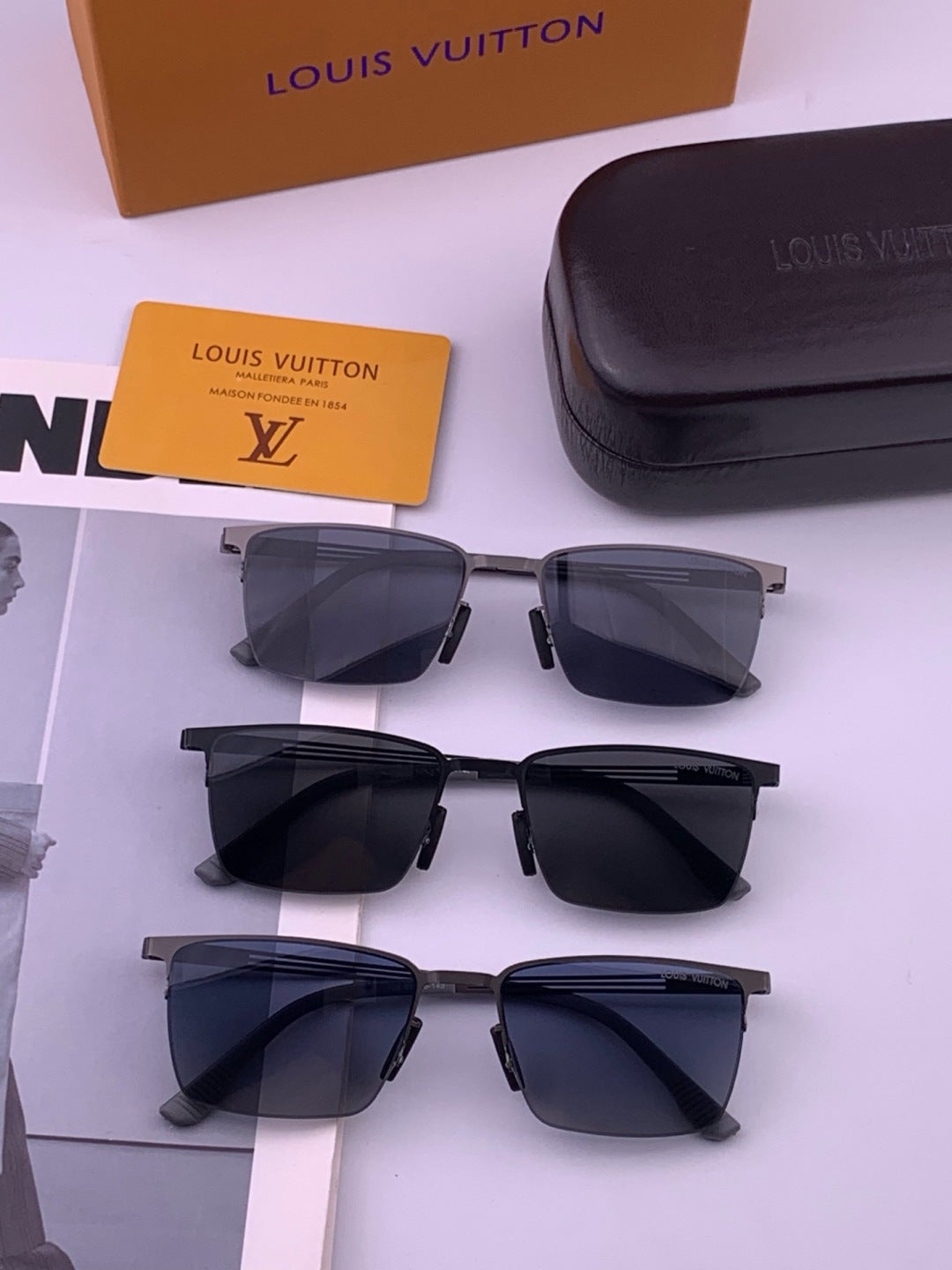 Louis Vuitton L510 Fashion Gold Lens Sunglasses for Men & Women - 357721 - detail image 7
