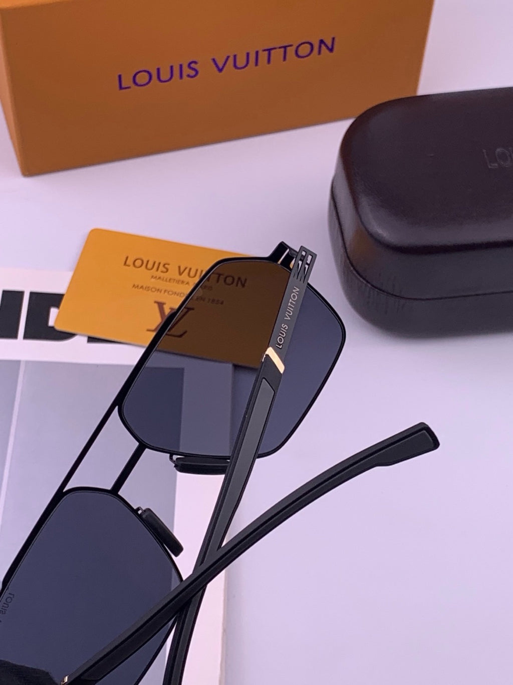 Louis Vuitton L313 Fashion Gold Lens Sunglasses for Men & Women - 357726 - detail image 6