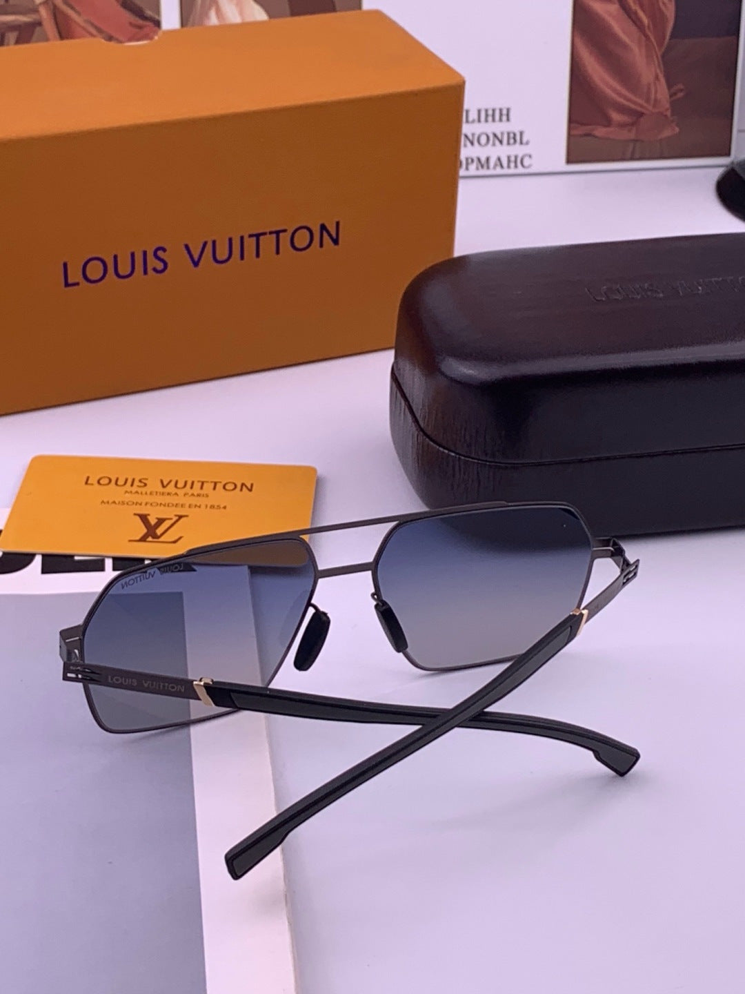 Louis Vuitton L313 Fashion Gold Lens Sunglasses for Men & Women - 357727 - detail image 5