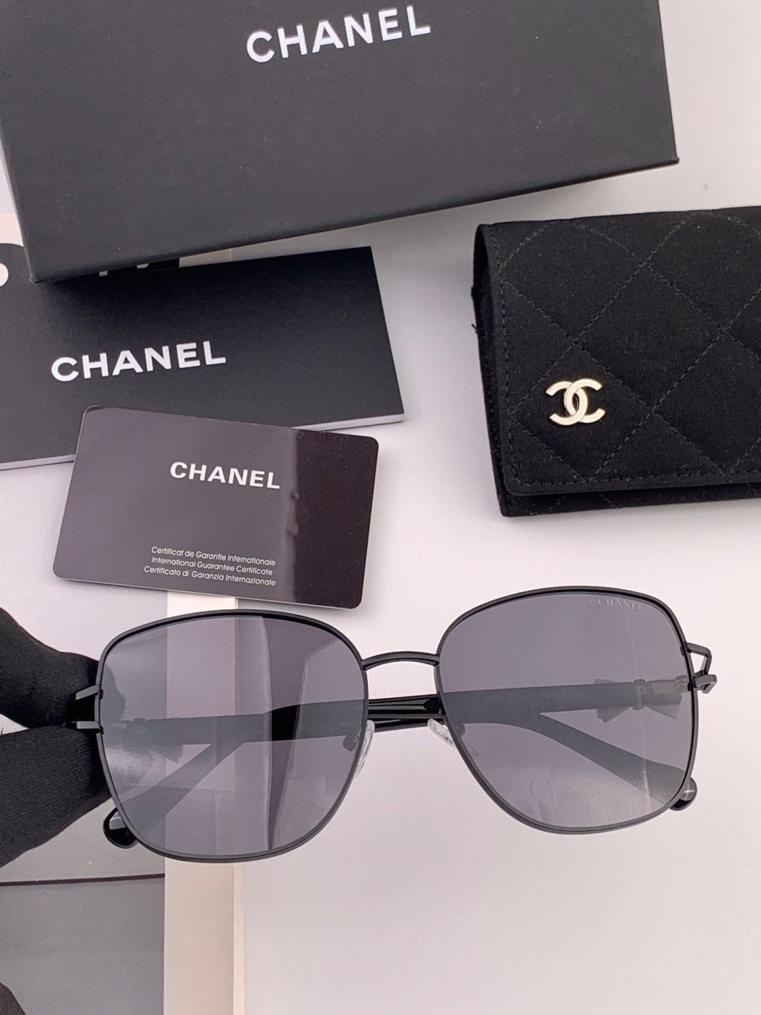 Chanel CH4759 Fashion Black Lens Sunglasses for Men & Women - 357970 - detail image 2