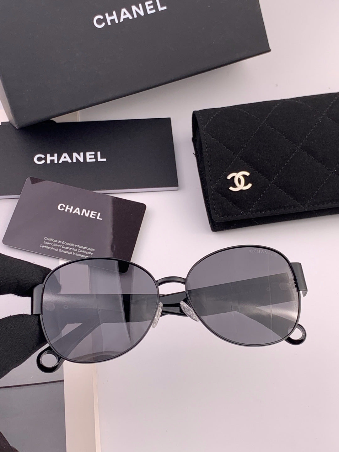 Chanel CH65910 Polarized Fashion Black Lens Sunglasses for Women - 357972 - detail image 2