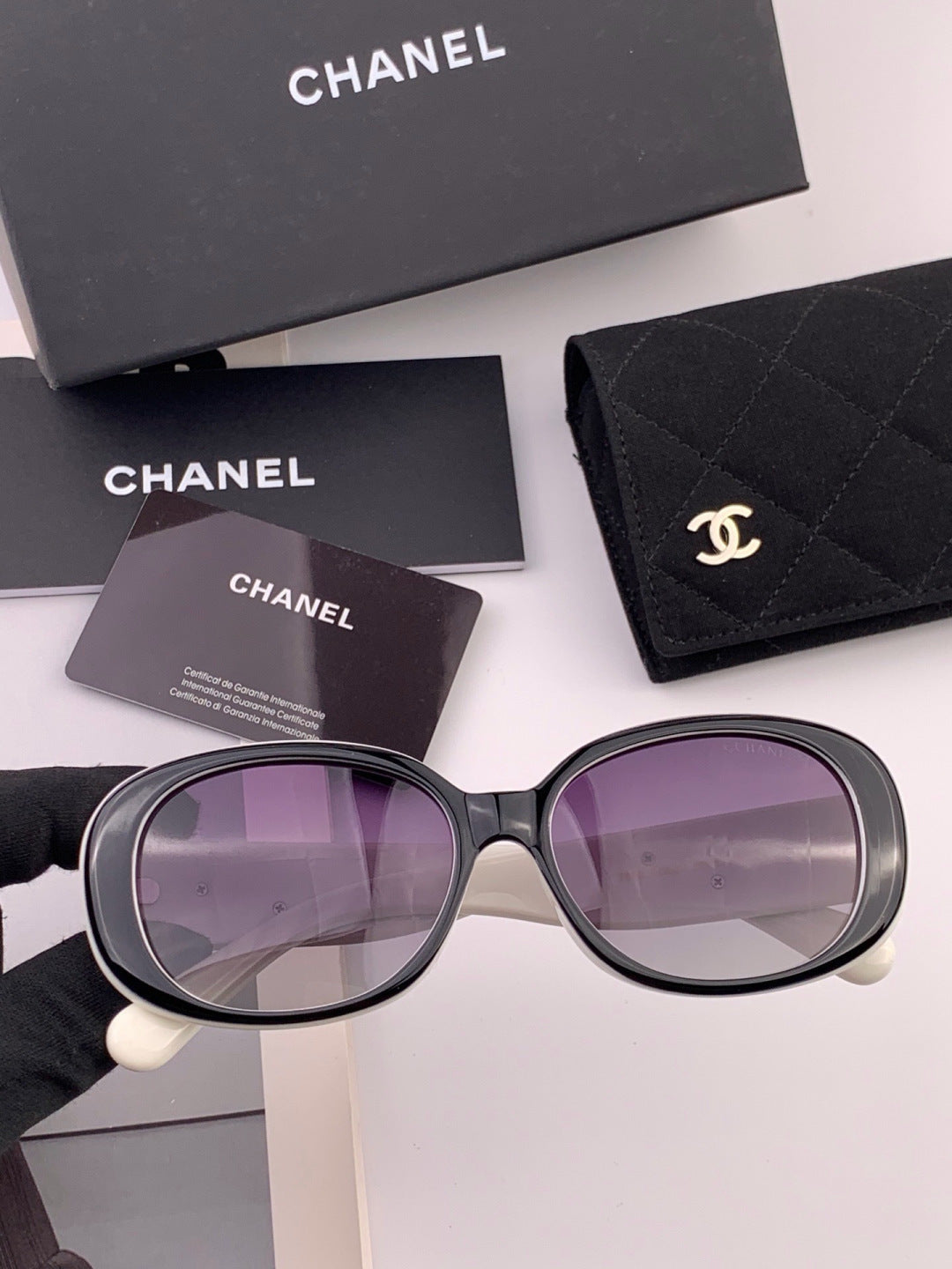 Chanel CH2788 Polarized Round Gold Lens Sunglasses for Men & Women - 357977 - detail image 3