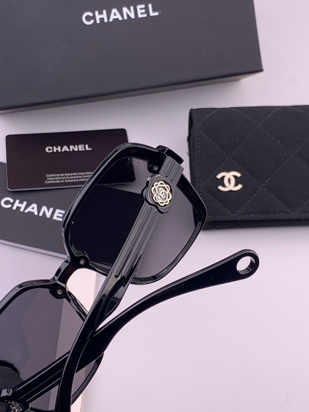 Chanel CH9788 Polarized Oversized Black Lens Sunglasses for Men & Wom - 357979 - detail image 5