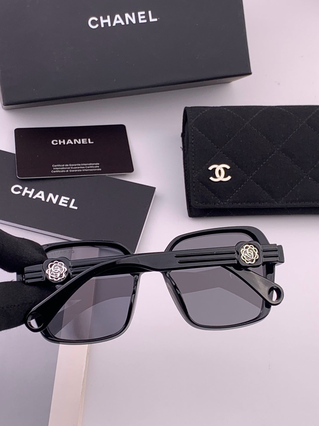 Chanel CH9788 Polarized Oversized Black Lens Sunglasses for Men & Wom - 357979 - detail image 7