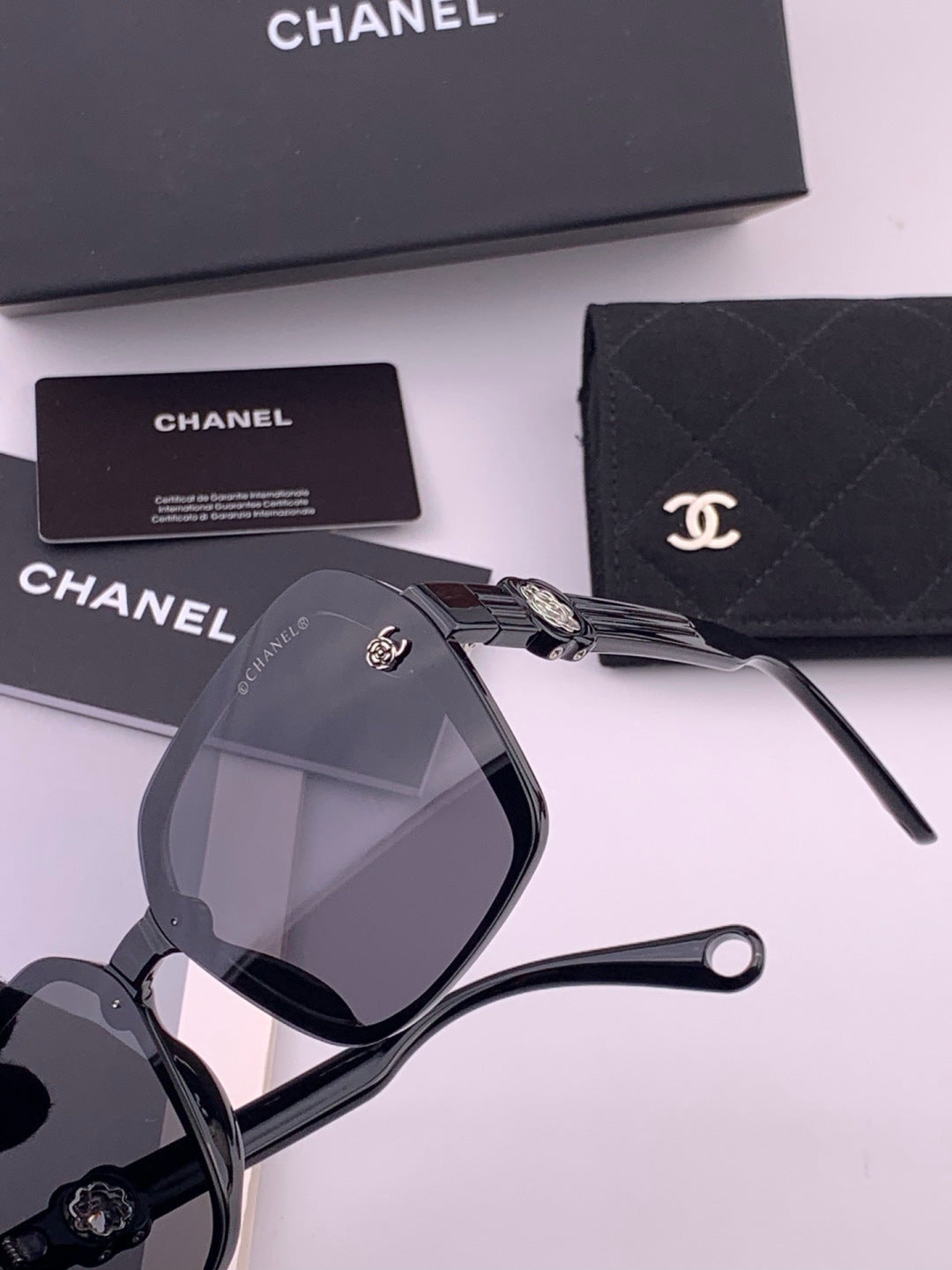 Chanel CH9788 Polarized Oversized Black Lens Sunglasses for Men & Wom - 357979 - detail image 3