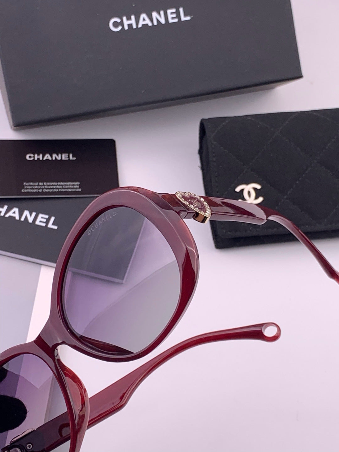 Chanel CH6788 Polarized Oversized Gold Lens Sunglasses for Men & Wome - 357982 - detail image 3