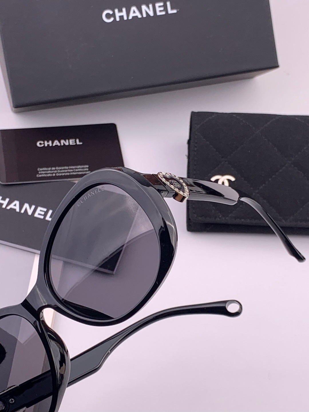 Chanel CH6788 Polarized Oversized Black Lens Sunglasses for Men & Wom - 357983 - detail image 2