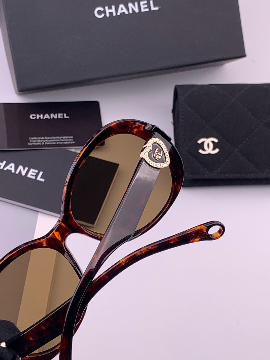 Chanel CH6788 Polarized Oversized Black Lens Sunglasses for Men & Wom - 357984 - detail image 6