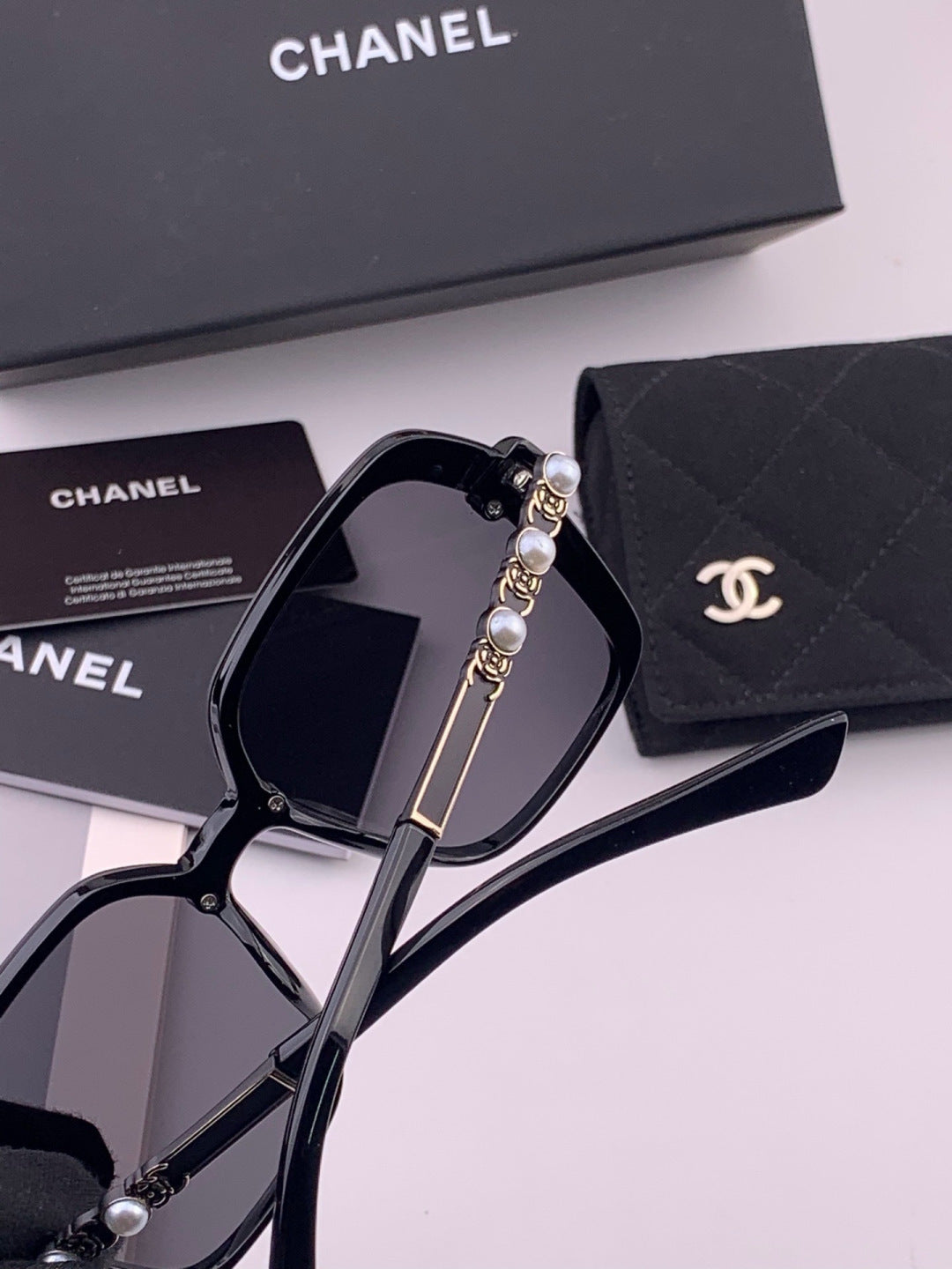 Chanel CH8788 Polarized Oversized Black Lens Sunglasses for Men & Wom - 357986 - detail image 6