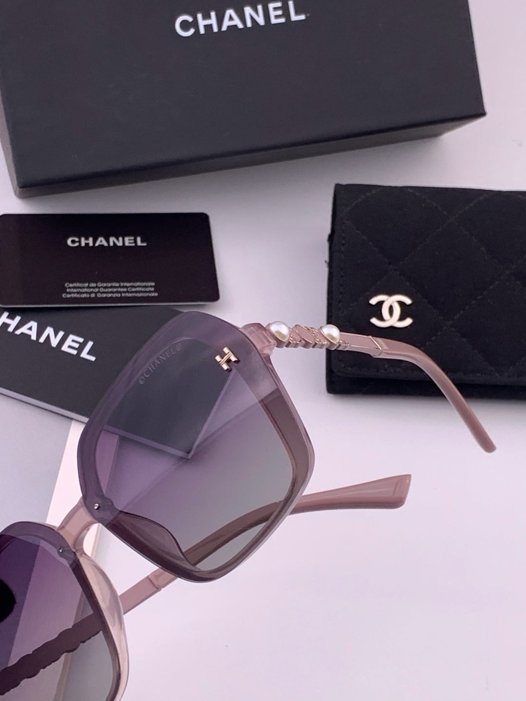 Chanel CH8788 Polarized Oversized Purple Lens Sunglasses for Men & Wo - 357987 - detail image 3